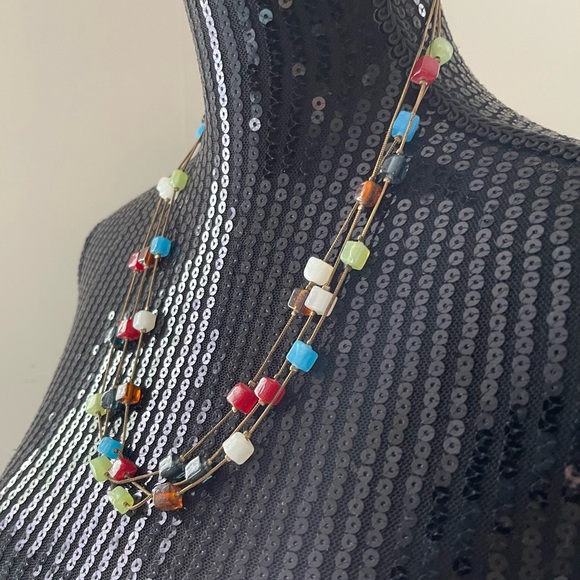 Vintage Three Strand Multi Coloured Stone Necklace. - Picture 2 of 4